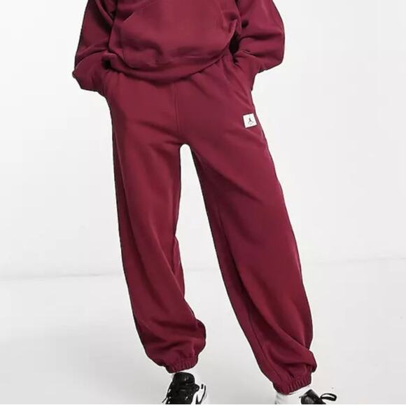 NEW XXL Womens Nike Jordan Flight Fleece Essential Jogger Pant Cherrywood Maroon - Picture 2 of 11